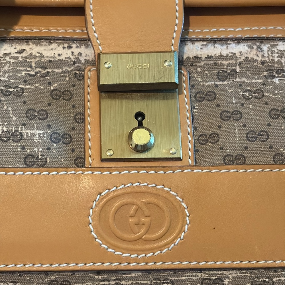 💚❤️SALE Gucci Travel Bag 3 Piece Set Authentic 80's Classic GG Gucci bags💚❤️ - Picture 9 of 17
